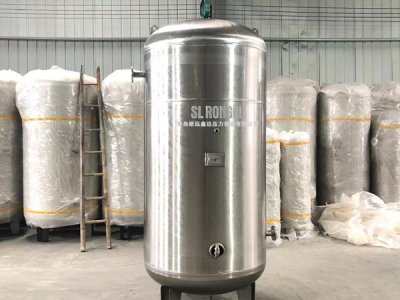 304不锈钢储气罐